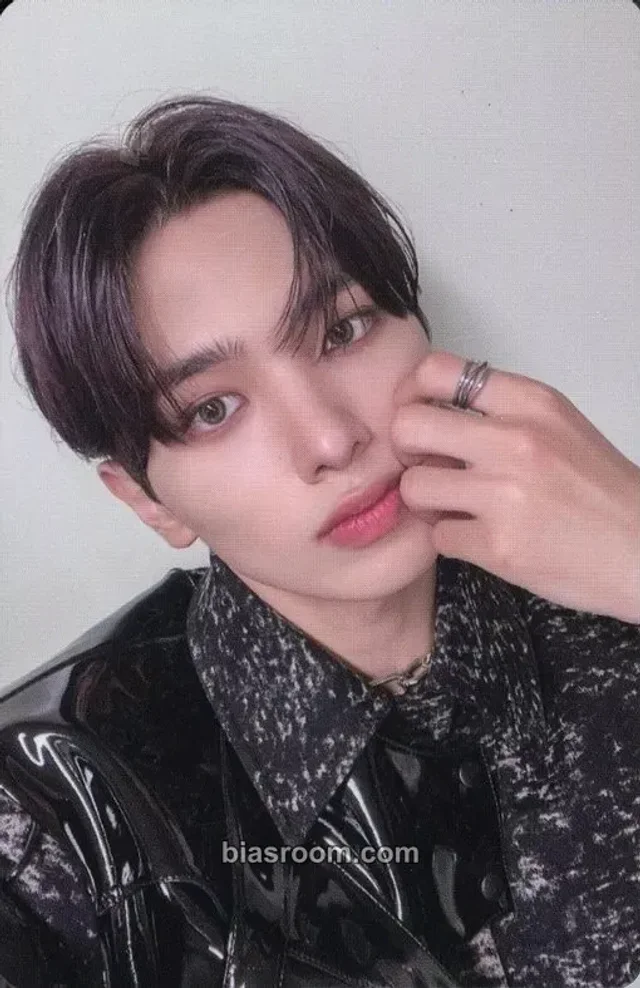 ATBO - Ryu Junmin - The Beginning : 始作 Album progress version album photocard