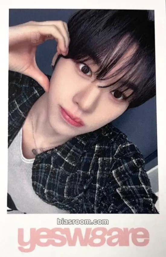 Choi TaeIn yesweare Photocard - idntt - idntt K-pop photocard