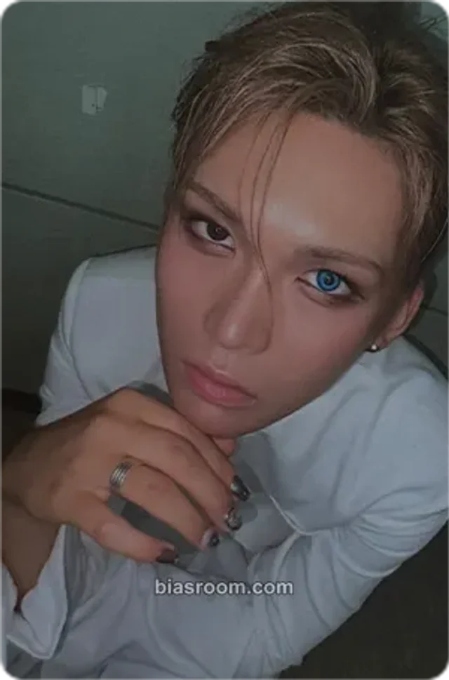 XLOV - Hyun - I ONE Album round 1 video call (fancall) starlike music fansign