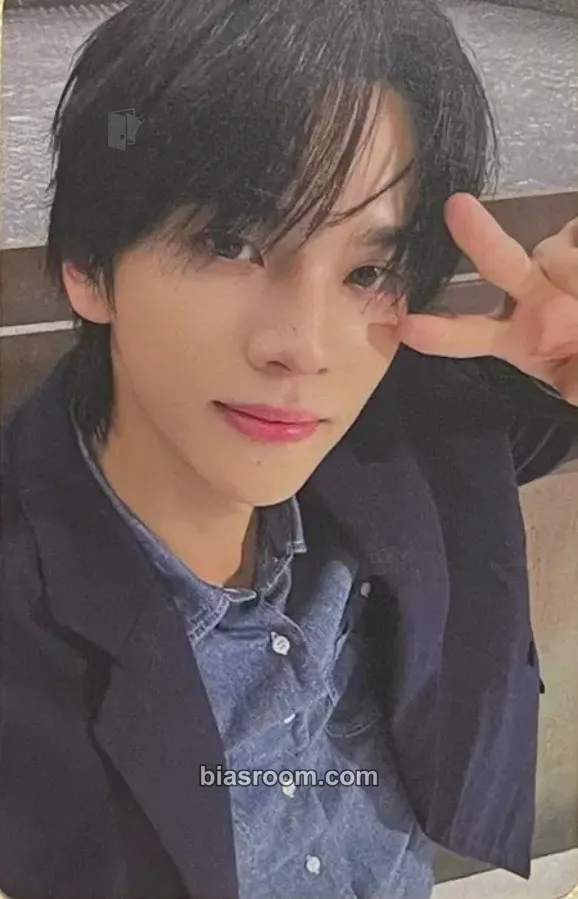 Shinyu Last Bell Photocard - TWS - TWS K-pop photocard