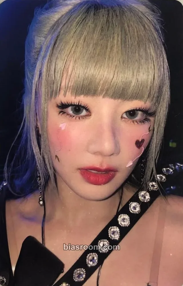 XG - HINATA - Million Places Album pob (pre-order benefit)
