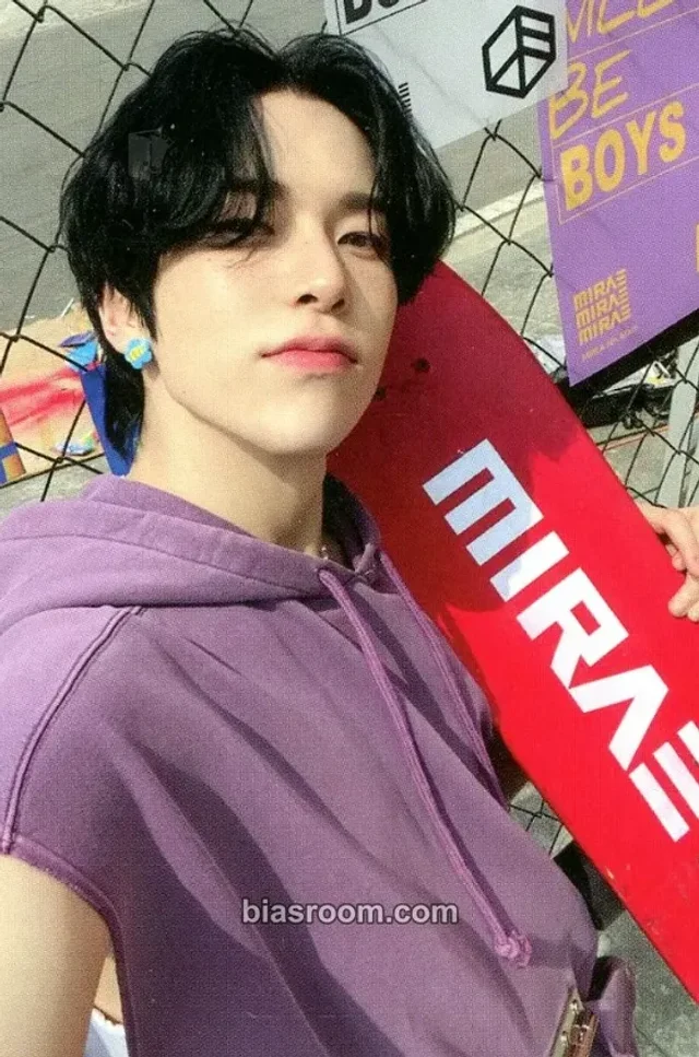 MIRAE - Lee Junhyuk - Boys will be Boys Album album photocard mvp version