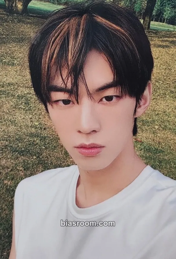 Dohoon SUMMER BEAT! Photocard - TWS - TWS K-pop photocard