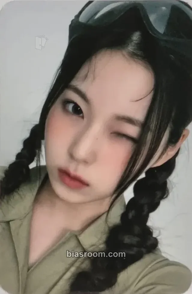 NMIXX - Kyujin - Expérgo Album video call (fancall) jyp shop