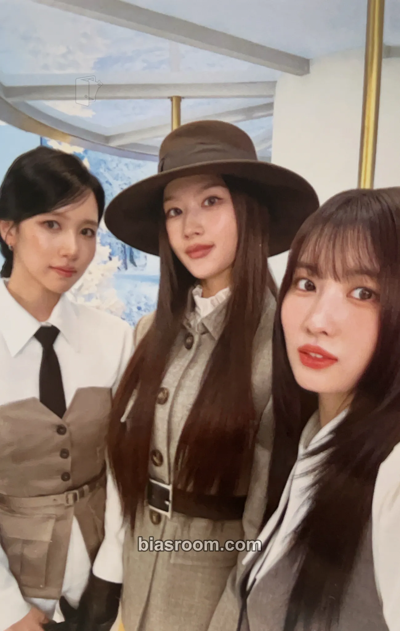 MISAMO Japan Dome Tour 2024 ‘HAUTE COUTURE’ Photocard - TWICE - TWICE K-pop photocard