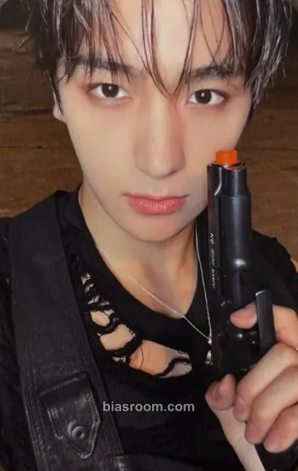 Hyunjae Trigger Photocard - THE BOYZ - THE BOYZ K-pop photocard