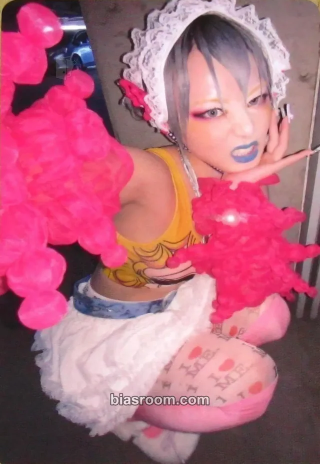 XG - HINATA - AWE Album hmv pob (pre-order benefit)