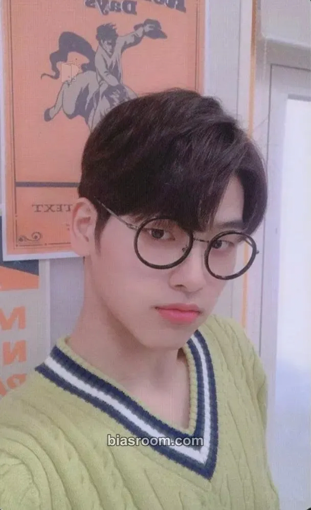 Seunghwan Hello, Wonderland Photocard - 1the9 - 1the9 K-pop photocard