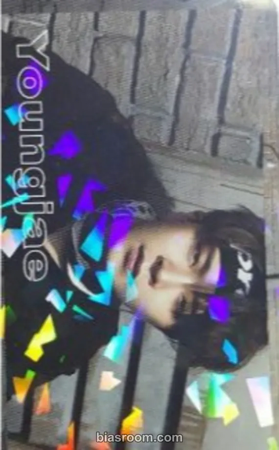 front_right_tilt view