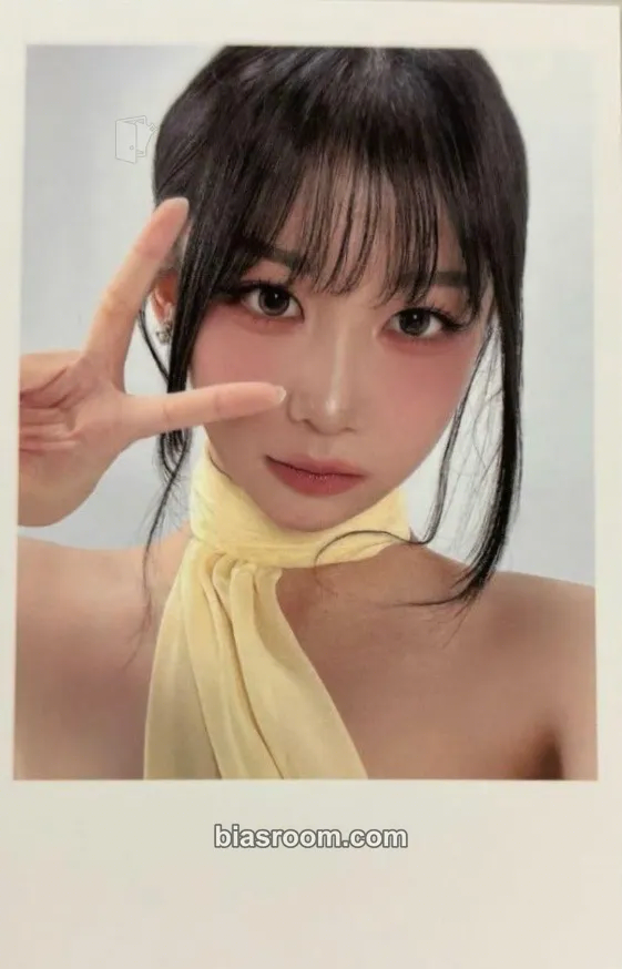 Kaede tripleS 1st Asia Tour: My Secret New Zone Photocard - tripleS - tripleS K-pop photocard