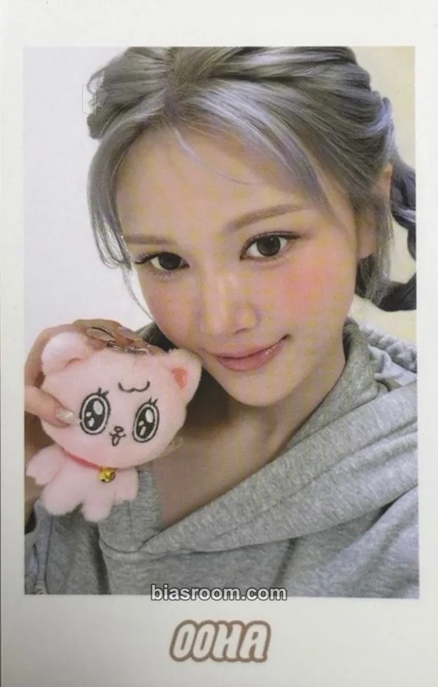 tripleS - Mayu - Yooyeon & Mayu x OOHA Other brand collaboration