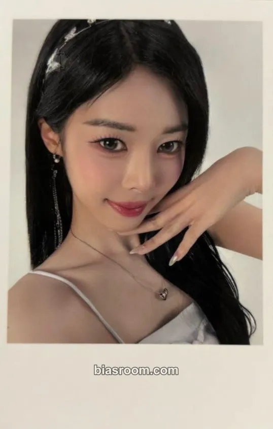 Dahyun tripleS 1st Asia Tour: My Secret New Zone Photocard - tripleS - tripleS K-pop photocard