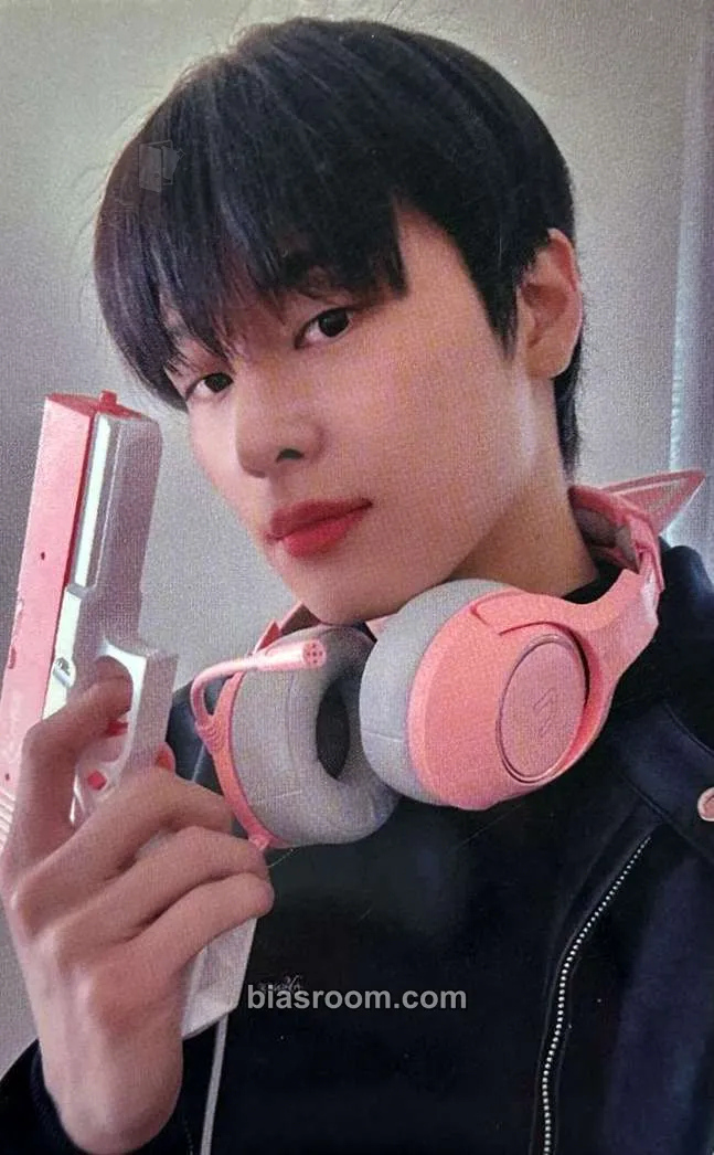 Juyeon Unexpected Photocard - THE BOYZ - THE BOYZ K-pop photocard