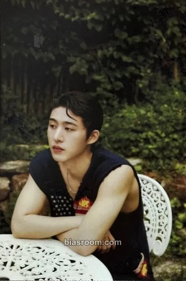 B.I - B.I - Cosmos Album pob (pre-order benefit) postcard japan