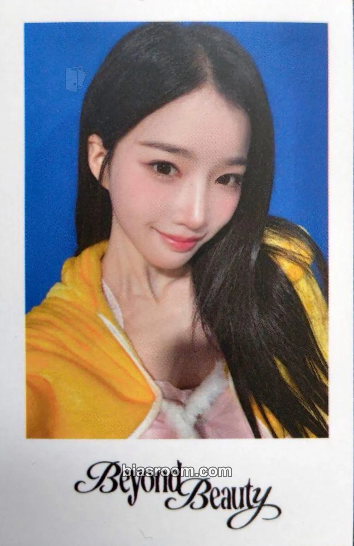 Yooyeon Beyond Beauty Photocard - tripleS - tripleS K-pop photocard