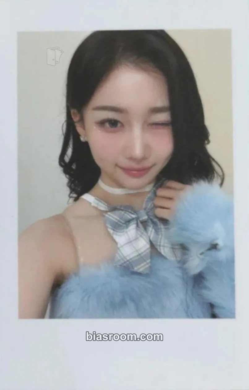 Kaede Beyond Beauty Photocard - tripleS - tripleS K-pop photocard
