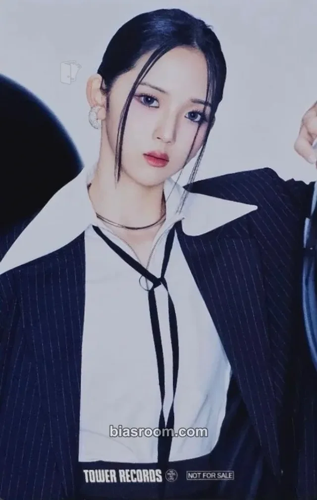 tripleS - Jiwoo - Untitled Album tower records purchase benefit sticker