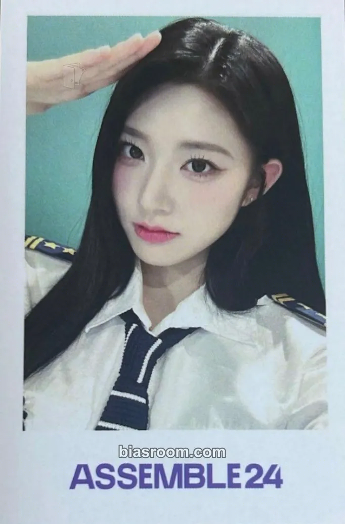 Xinyu Assemble24 Photocard - tripleS - tripleS K-pop photocard