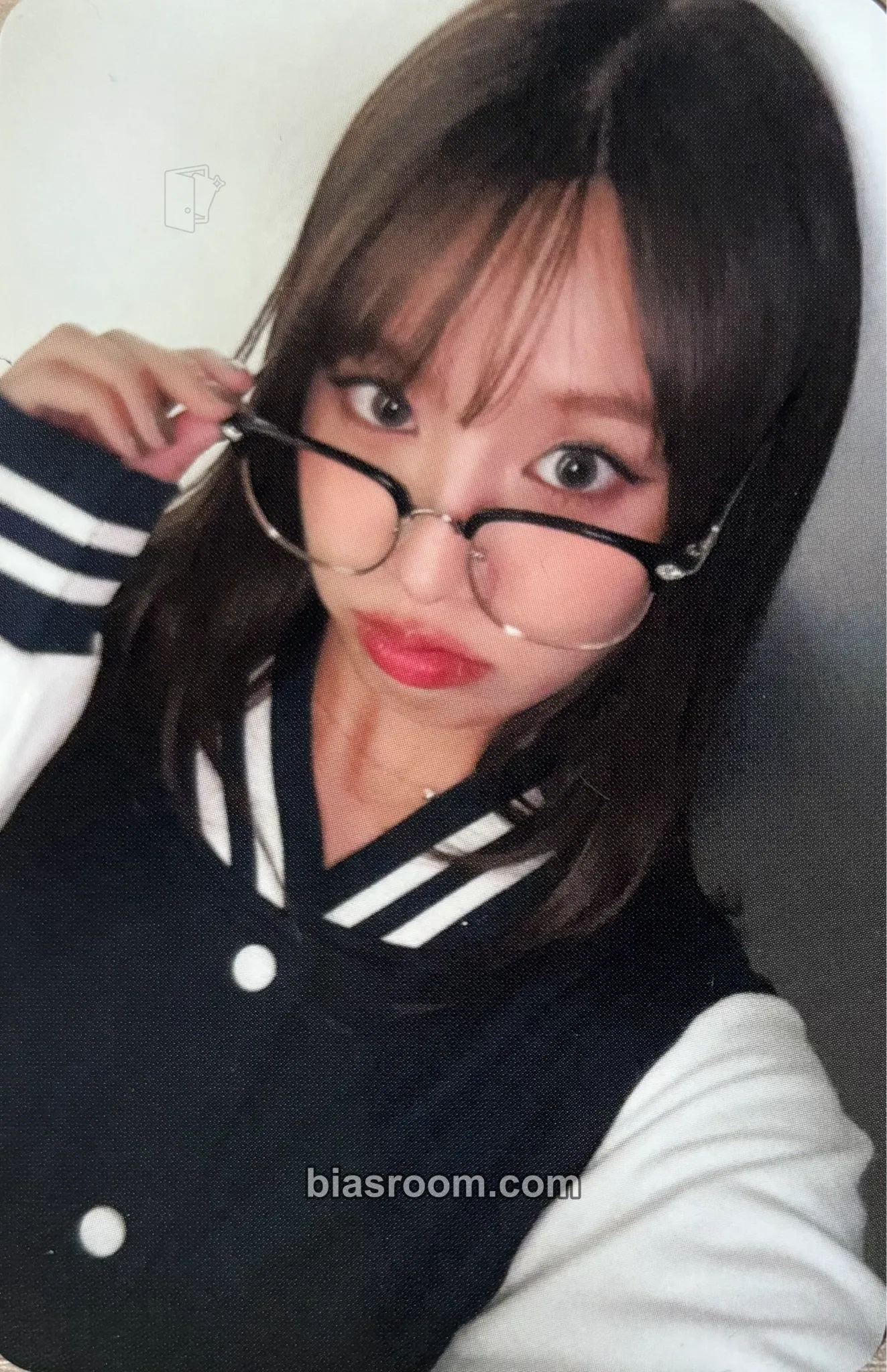 Natty Who Is She Photocard - KISS OF LIFE - KISS OF LIFE K-pop photocard
