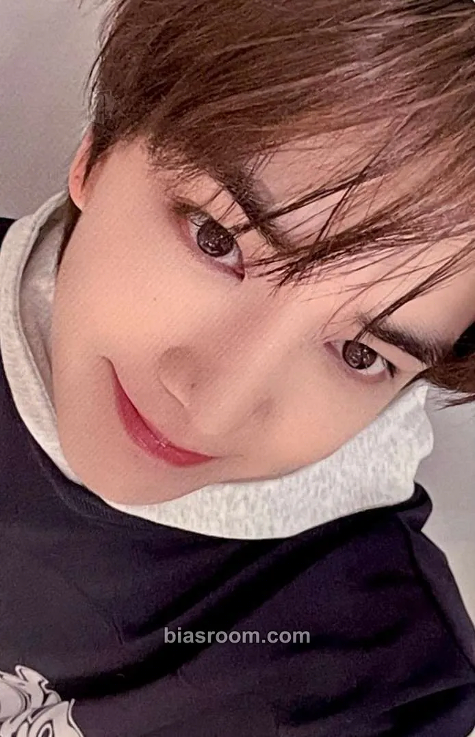 Younghoon Unexpected Photocard - THE BOYZ - THE BOYZ K-pop photocard