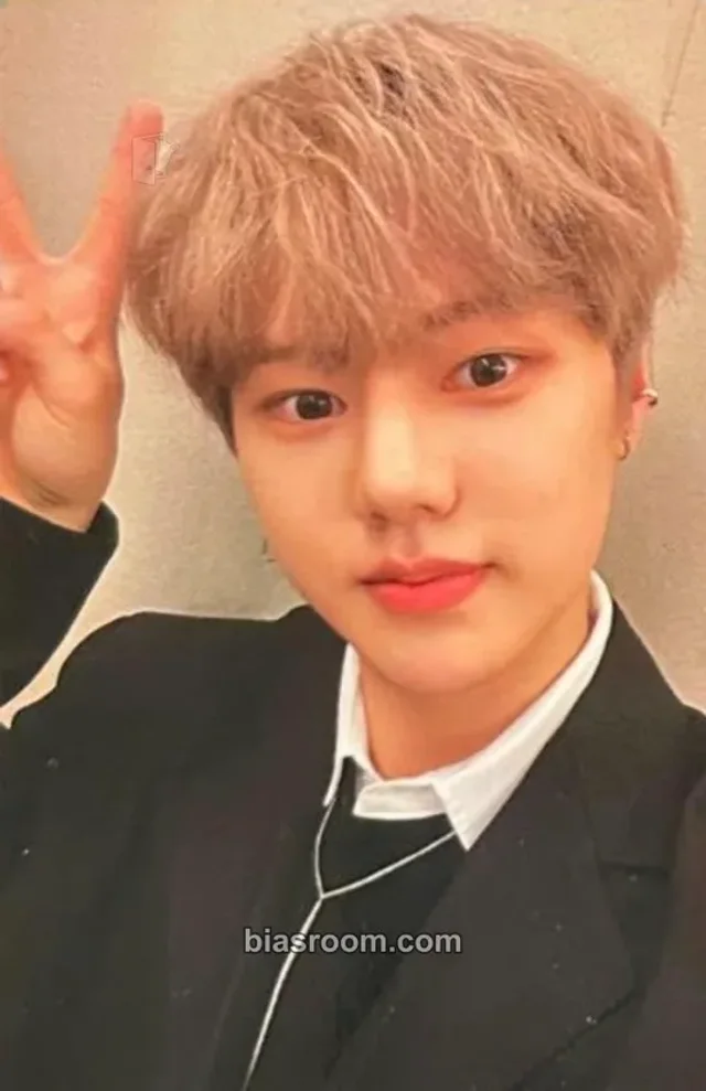 NINE.i - Vari - New World Album album photocard