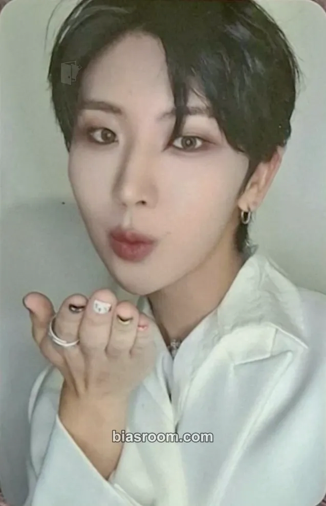Kevin Park 01 Photocard - V01D - V01D K-pop photocard