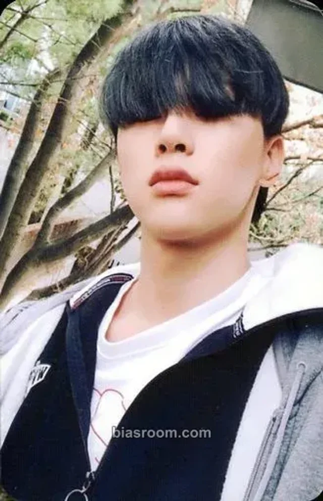 JBJ - Hyunbin - New Moon Album album photocard