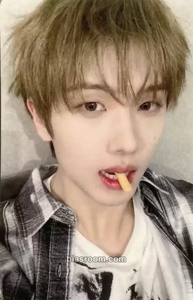 Jisung THE DREAM SHOW 3 : DREAM()SCAPE Photocard - NCT DREAM - NCT DREAM K-pop photocard