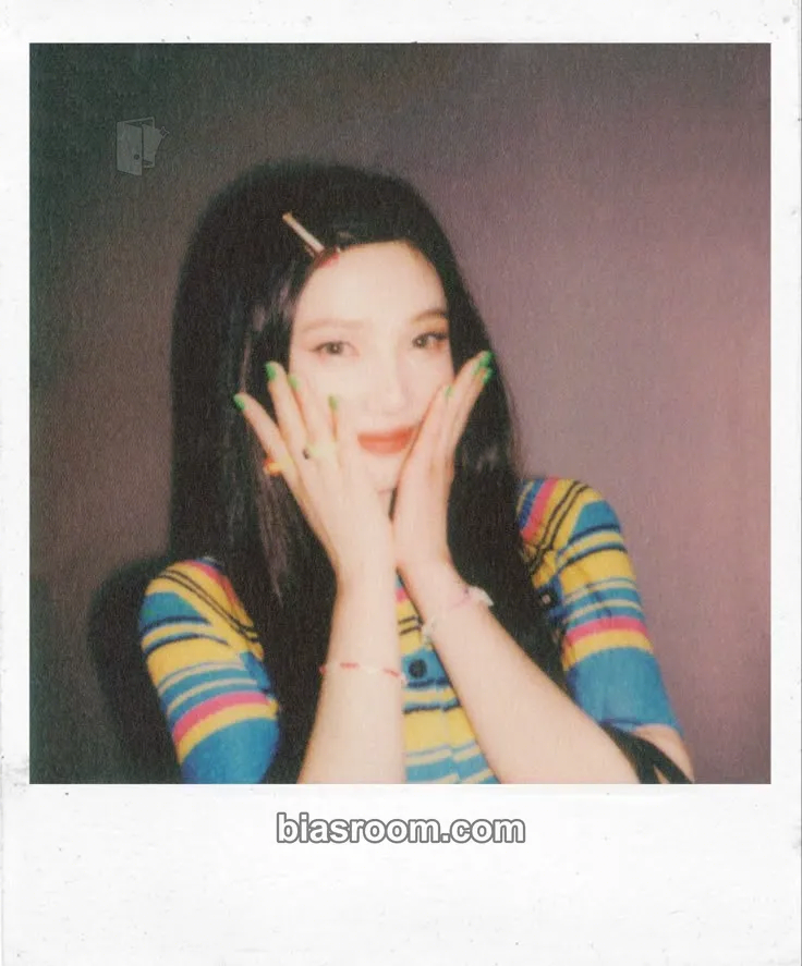 Joy JOY: HELLO Photocard - Red Velvet - Red Velvet K-pop photocard
