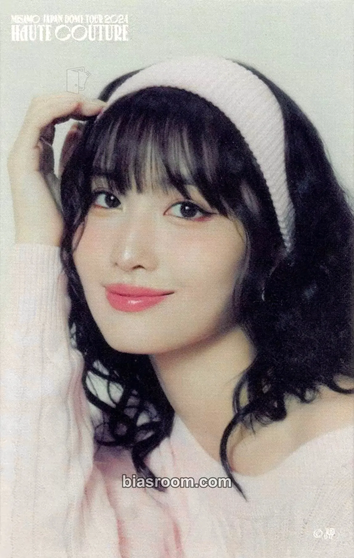 Momo MISAMO Japan Dome Tour 2024 ‘HAUTE COUTURE’ Photocard - TWICE - TWICE K-pop photocard