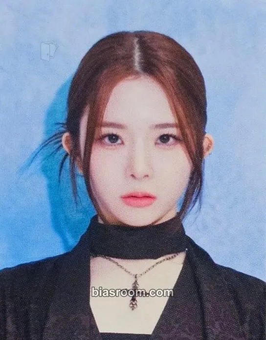 Kotone Assemble24 Photocard - tripleS - tripleS K-pop photocard