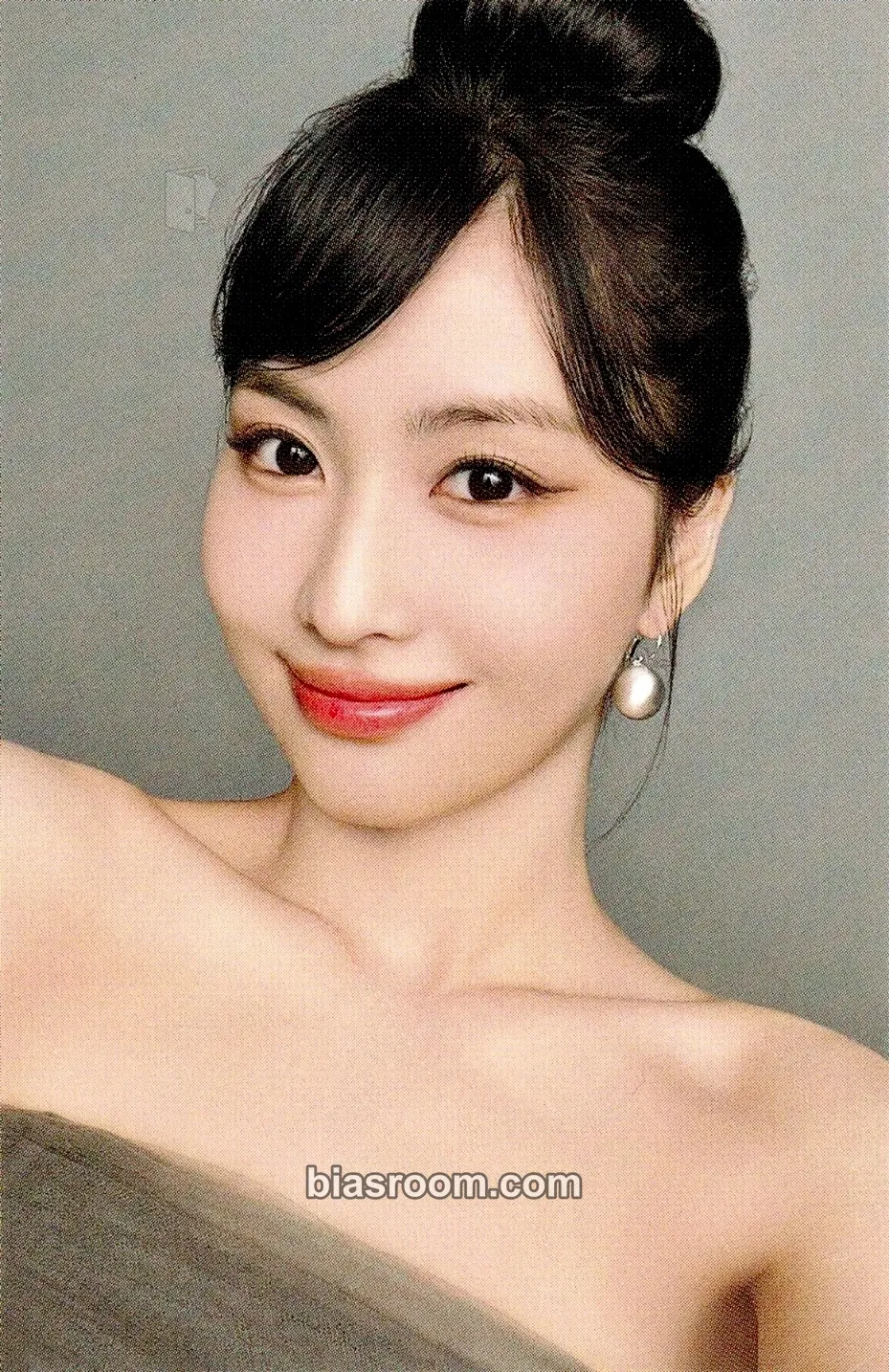 Momo Masterpiece Photocard - TWICE - TWICE K-pop photocard