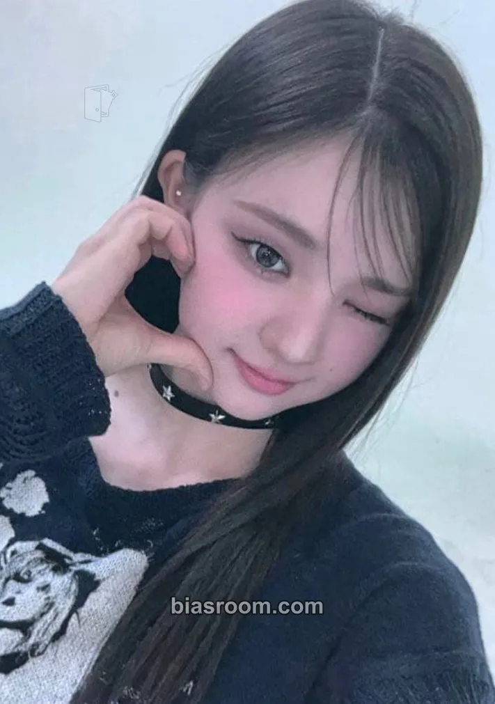 Yeonji Assemble24 Photocard - tripleS - tripleS K-pop photocard