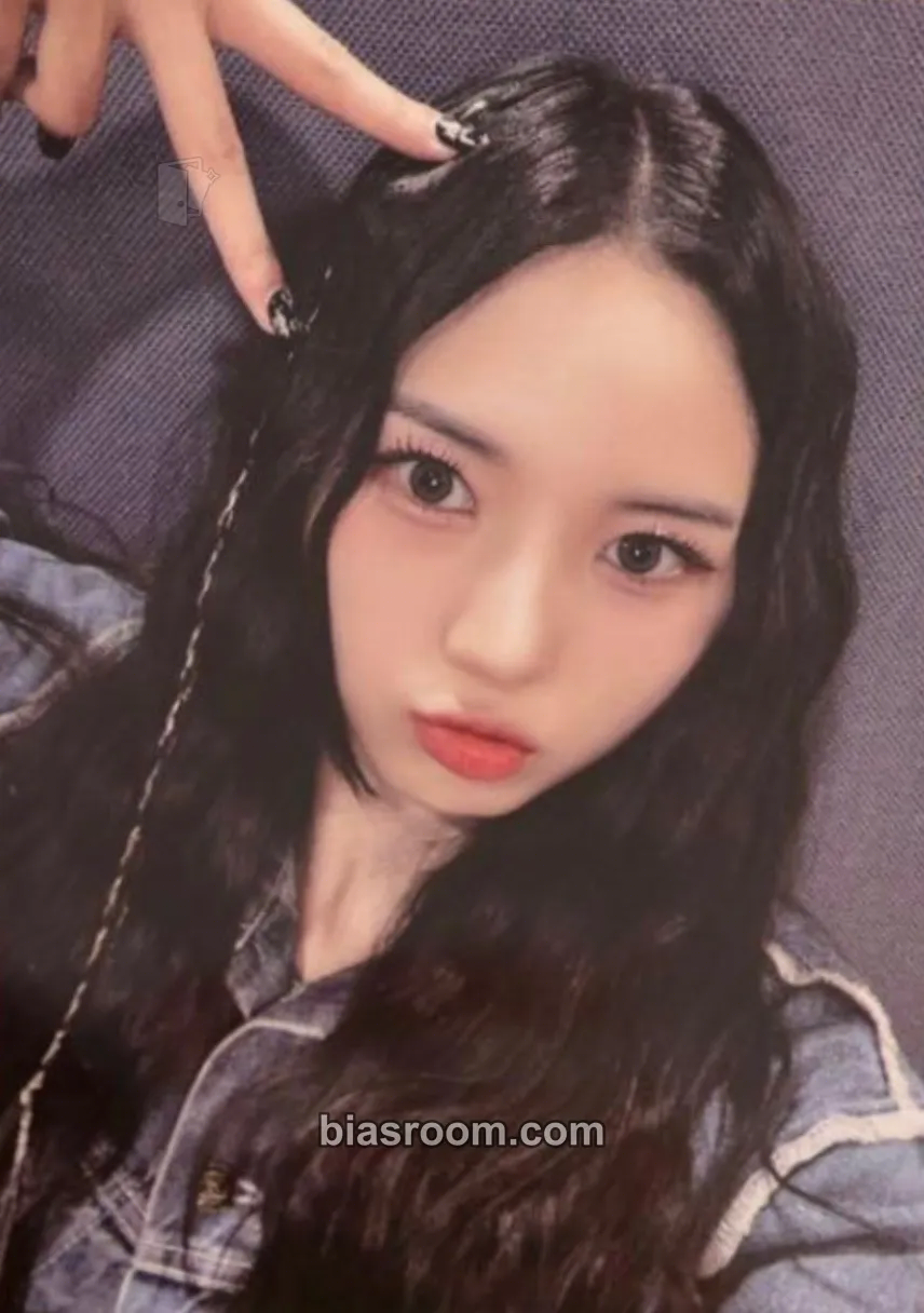 Jiwoo Assemble24 Photocard - tripleS - tripleS K-pop photocard