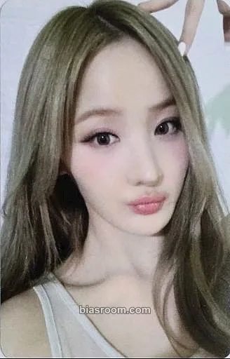 Belle Midas Touch Photocard - KISS OF LIFE - KISS OF LIFE K-pop photocard