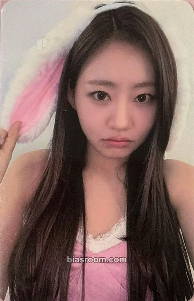 Julie Midas Touch Photocard - KISS OF LIFE - KISS OF LIFE K-pop photocard