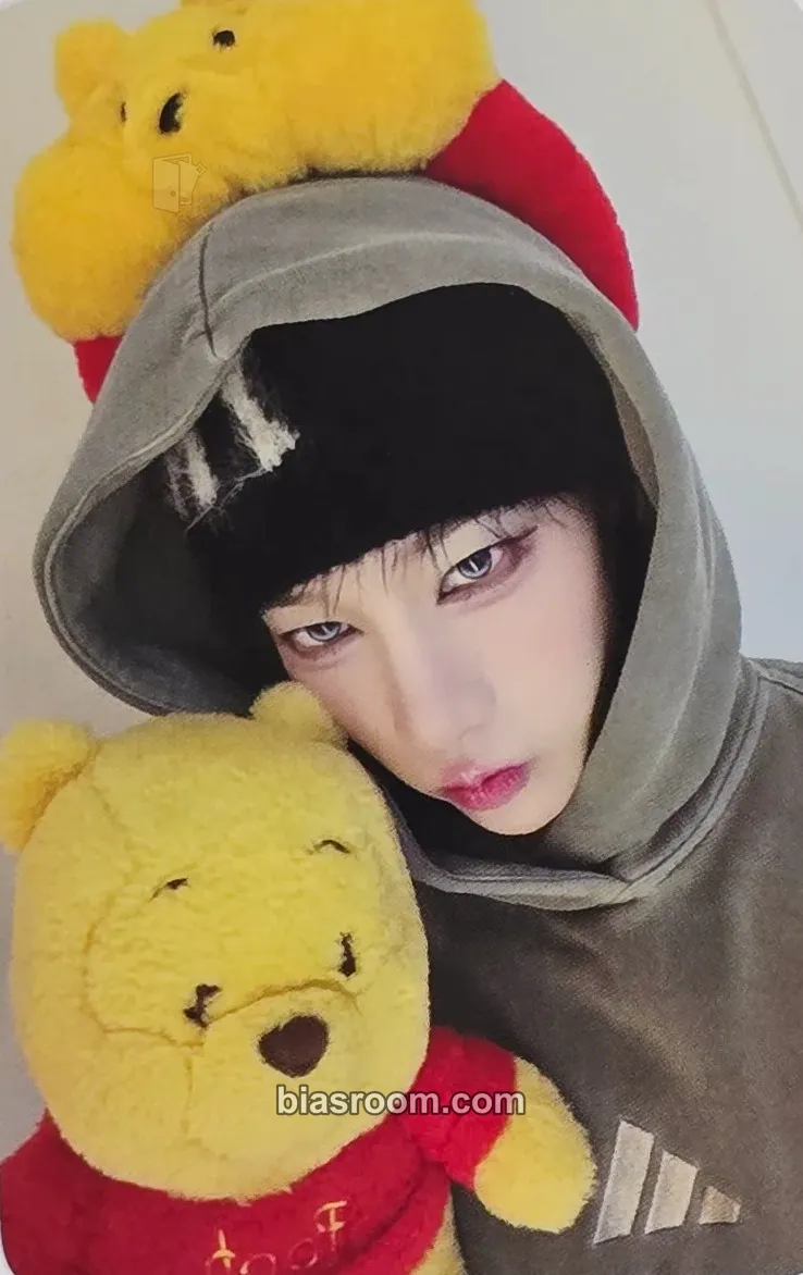 Rui UXLXVE Photocard - XLOV - XLOV K-pop photocard