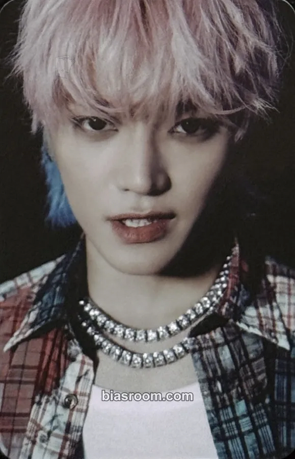 Taeyong Baggy Jeans MD Photocard - NCT - NCT K-pop photocard
