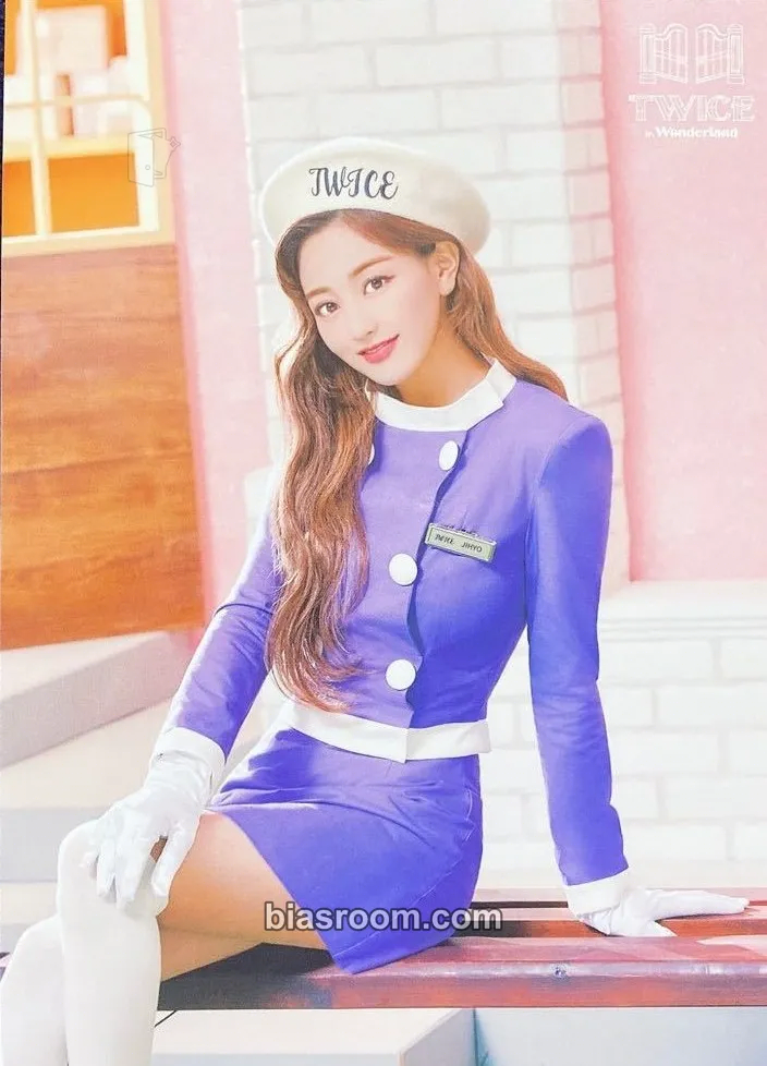 Jihyo TWICE in Wonderland Photocard - TWICE - TWICE K-pop photocard