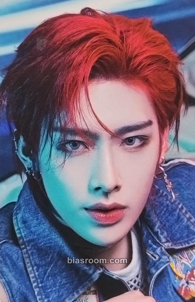 Ricky Pop-up Store in Gangnam (Line Friends) Photocard - ZEROBASEONE - ZEROBASEONE K-pop photocard