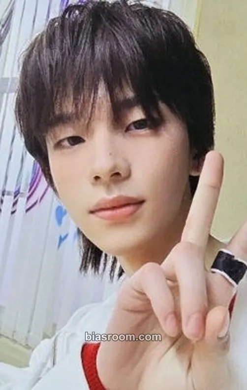Shinyu SUMMER BEAT! Photocard - TWS - TWS K-pop photocard