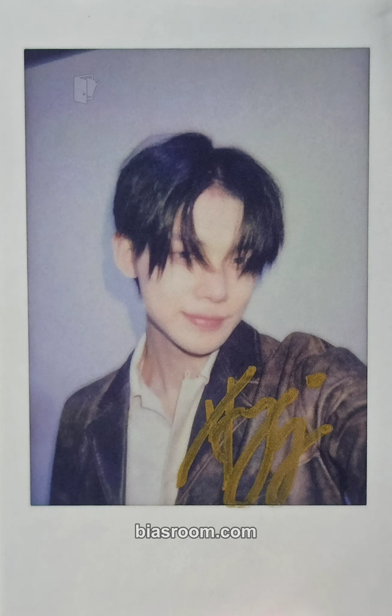 Yeonjun L'Offciel Hommes Magazine Photocard - TOMORROW X TOGETHER - TOMORROW X TOGETHER K-pop photocard