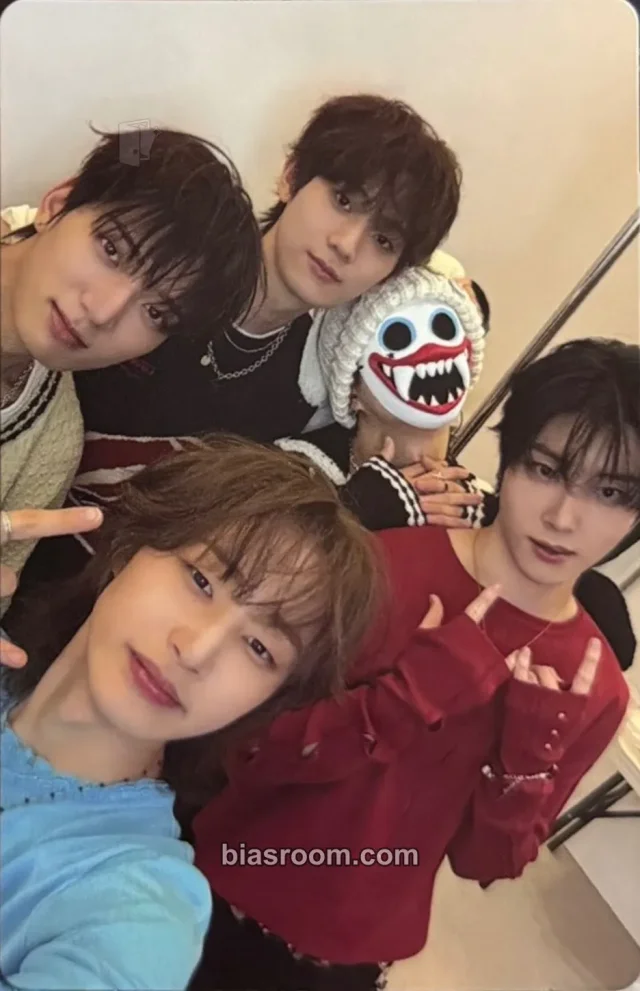 hrtz.wav - The First Wave Album album photocard group photocard