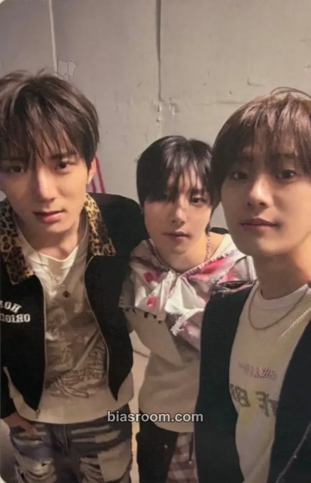 hrtz.wav - Yoon Youngjun & Riaan & Dane - The First Wave Album album photocard unit photocard