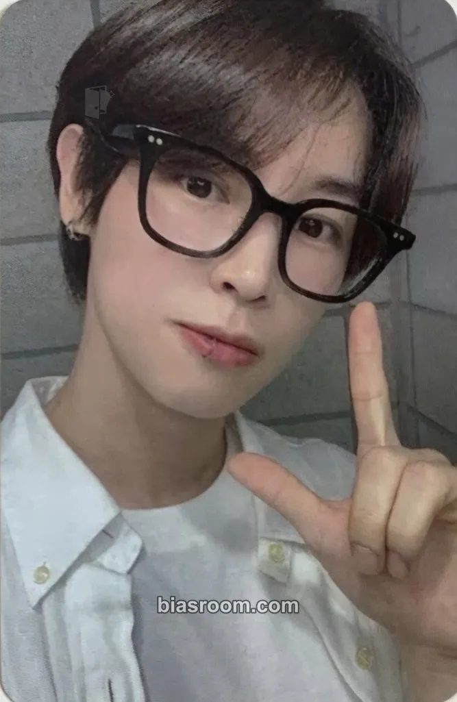Karam Conversion Part 1 Photocard - Asc2nt - Asc2nt K-pop photocard