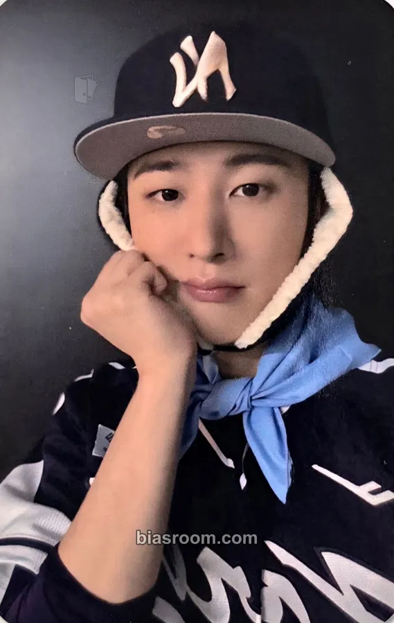 B.I Coin Parking Delivery Photocard - B.I K-pop photocard