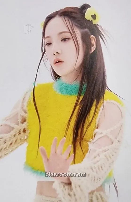 Nakyoung Assemble Photocard - tripleS - tripleS K-pop photocard