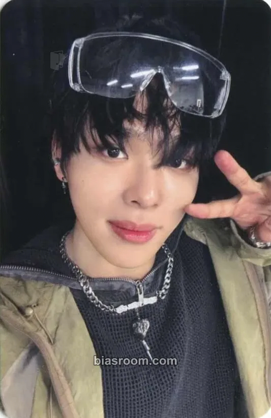 Amaru Flip It, Kick It! Photocard - KickFlip - KickFlip K-pop photocard