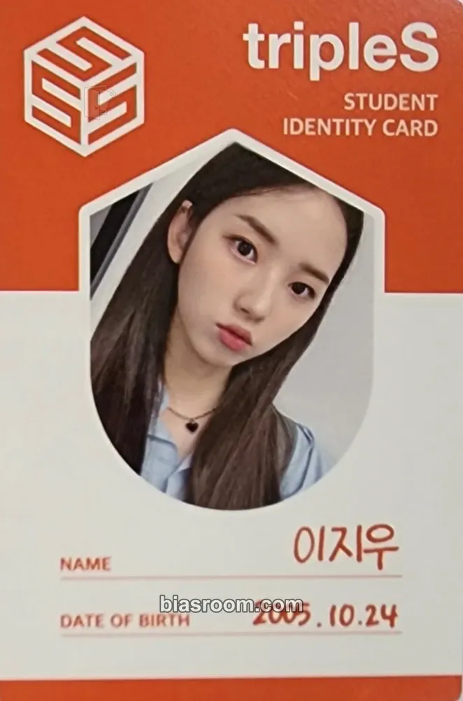 Jiwoo Assemble Photocard - tripleS - tripleS K-pop photocard