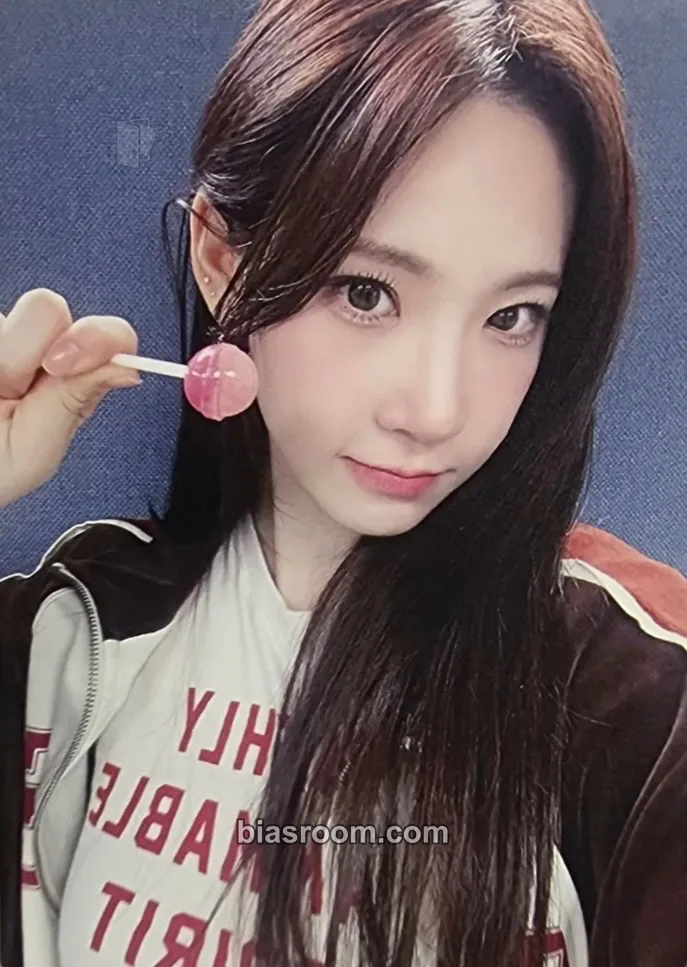 Nakyoung Assemble Photocard - tripleS - tripleS K-pop photocard